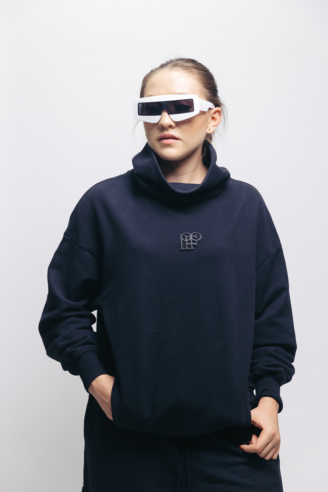 THE SWEATSHIRT "FOR THE CRAZY ONES"